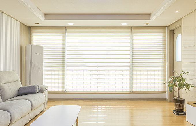 방문교체와 현관중문설치로 새집으로 재탄생